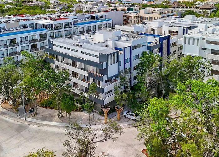 2 Bd With Private Balcony, Pool View, Gym Tulum