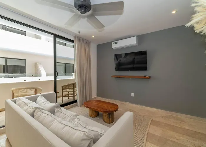 Casa de férias 2 Bd With Private Balcony, Pool View, Gym Tulum