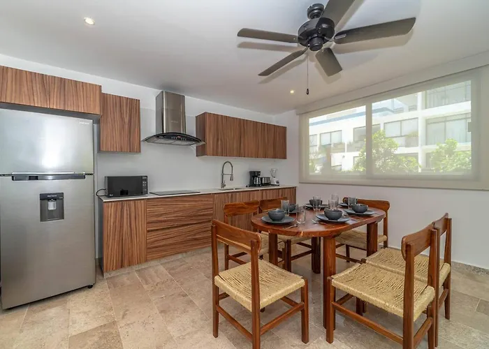 Casa de férias 2 Bd With Private Balcony, Pool View, Gym Tulum